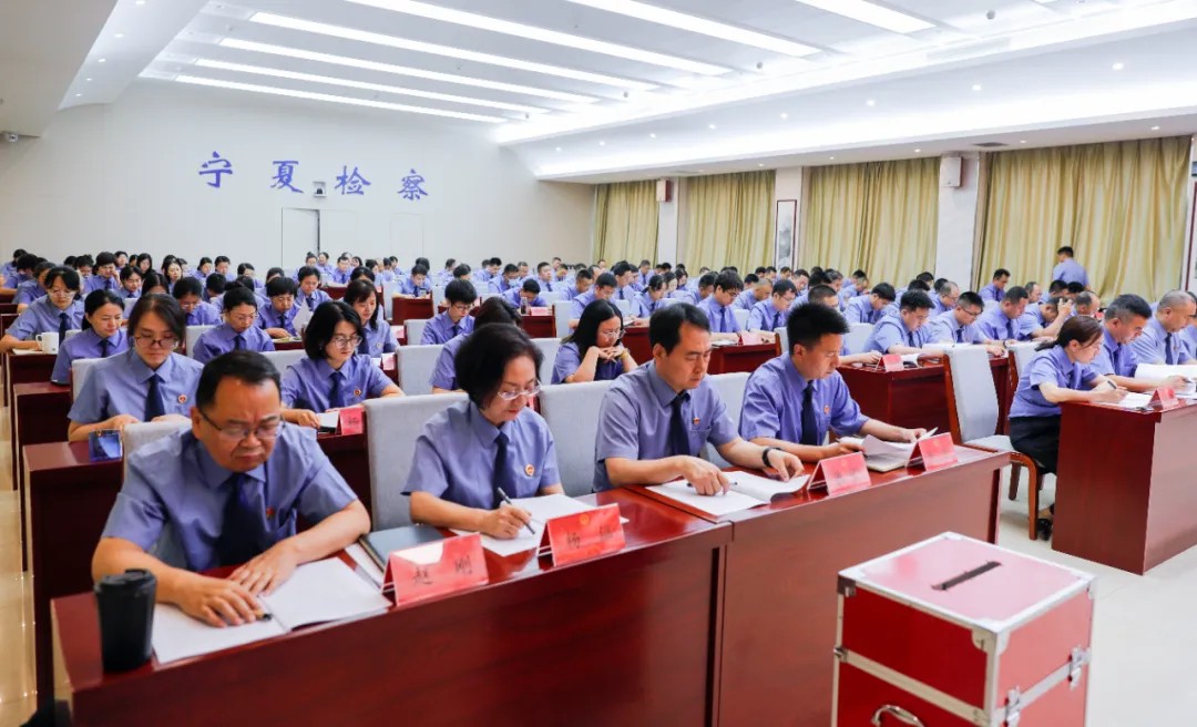 工会2.jpg 工会2.jpg