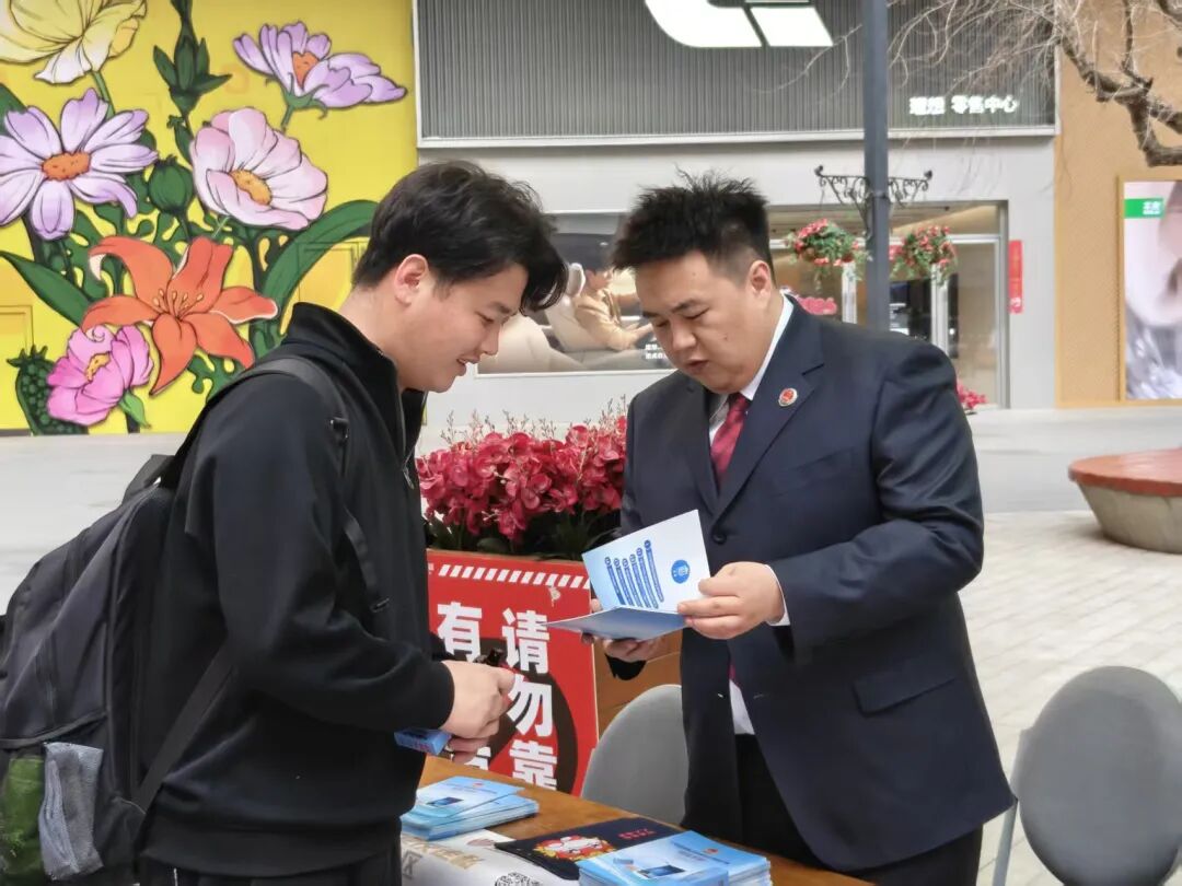 dec80a9717a4f7be1652d137ed21a756.jpg dec80a9717a4f7be1652d137ed21a756.jpg