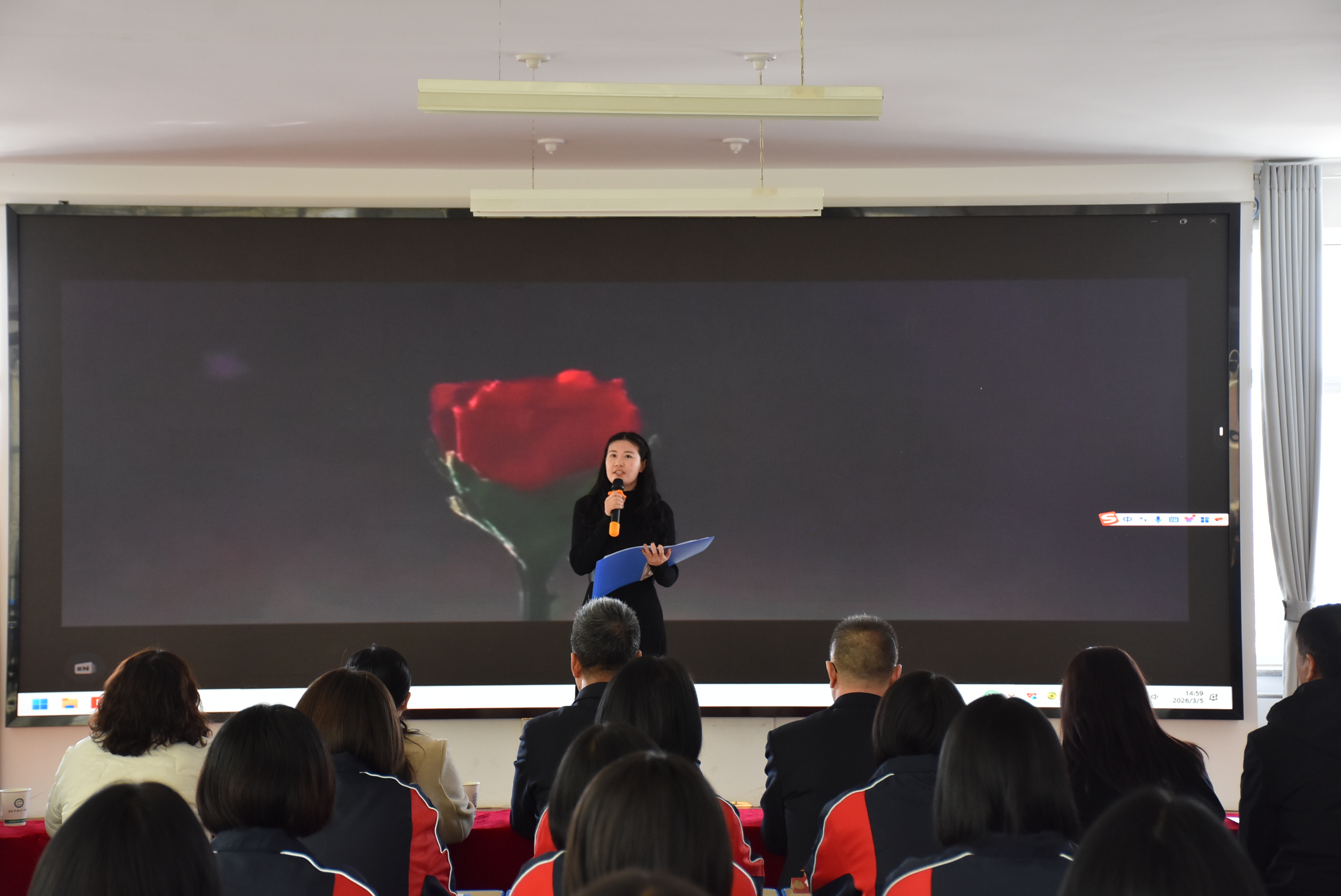 e09961bd29c2a7bccb67f754012b8561.jpg e09961bd29c2a7bccb67f754012b8561.jpg