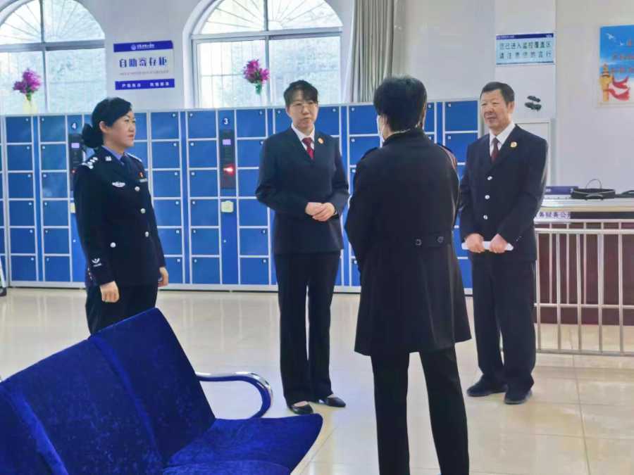 bac6206a5195b6ed5556e7857b0d8ba.jpg bac6206a5195b6ed5556e7857b0d8ba.jpg