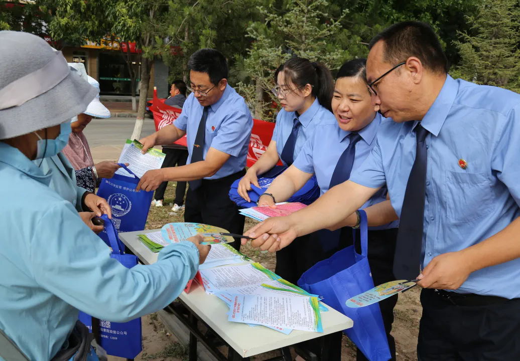 002.webp.png 002.webp.png