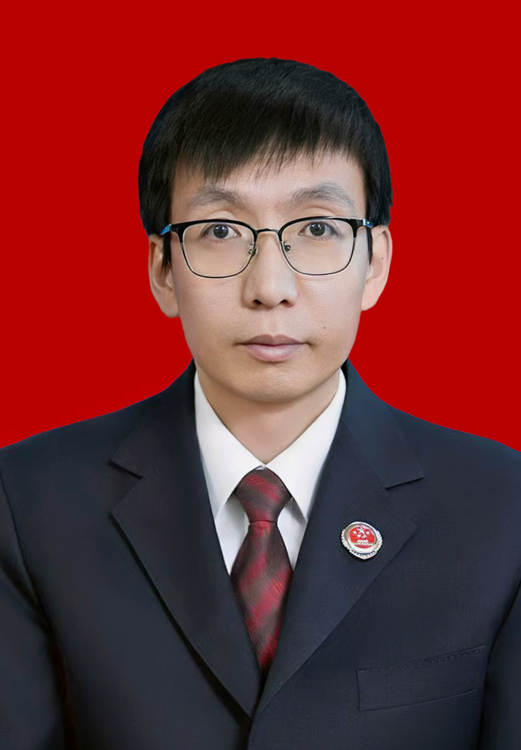 郭晨(红底).jpg 郭晨(红底).jpg