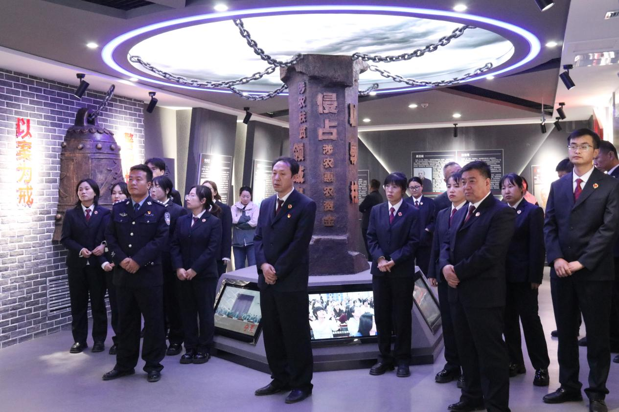 图片2.png 图片2.png